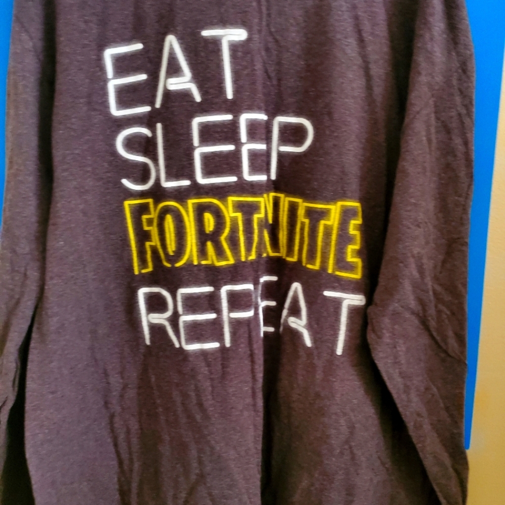 Eat Sleep Fortnite Repeat shirt. Perfect for gamers. Comfortable and stylish. 2x